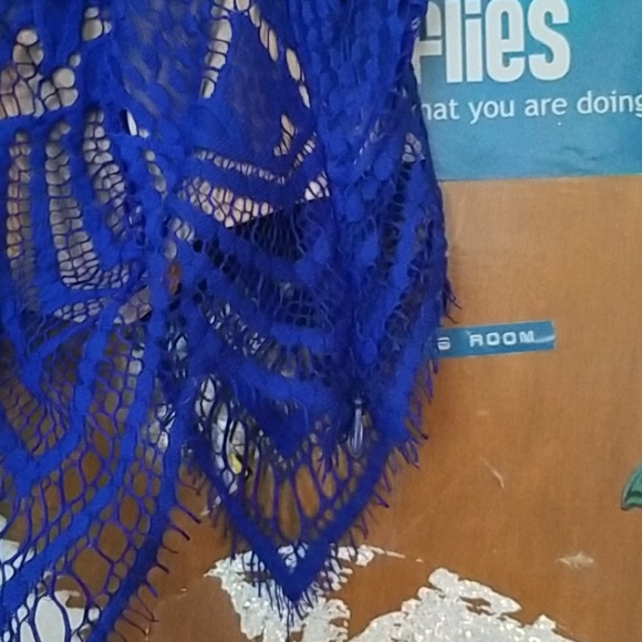 Signature8 crop top - Picture 2 of 4